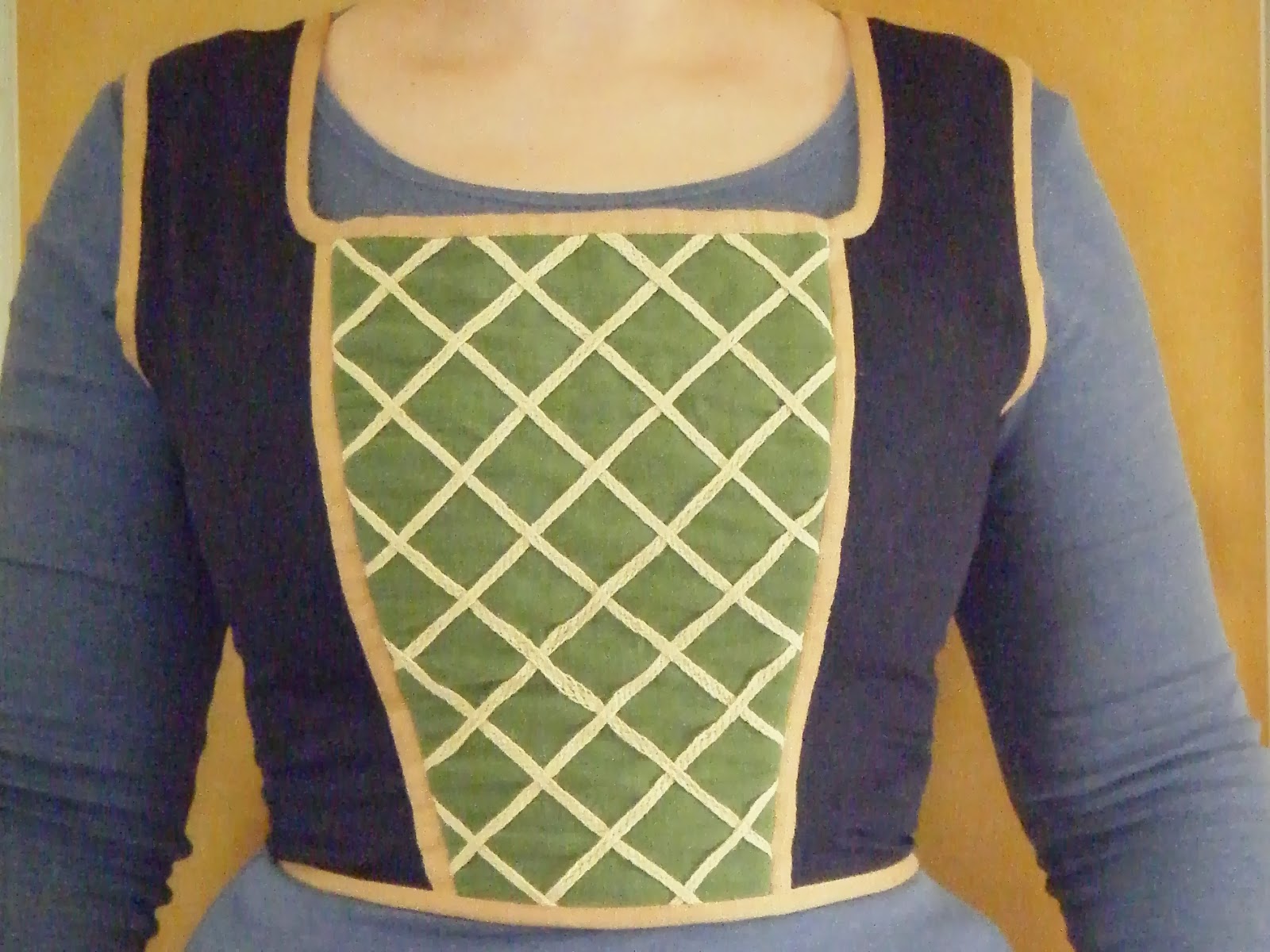 Hobbit Outfit – Part Two: The Bodice